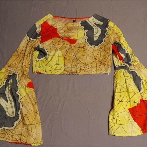 Shou Lai brand Halter Top - Size: Large (0396) - Picture 2 of 12